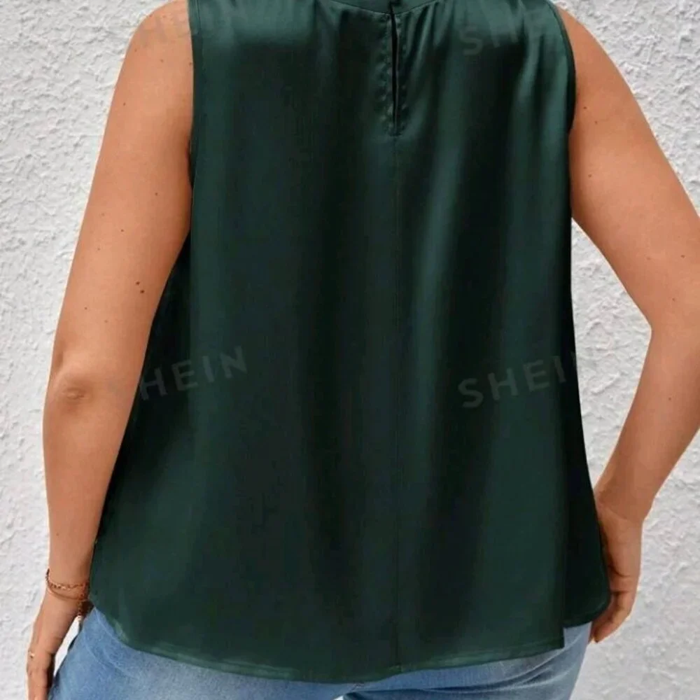 Draped Collar Sleeveless Satin Blouse - Picture 4 of 6